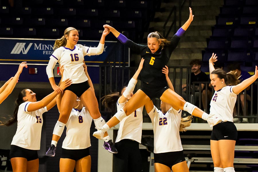 Minnesota State University Volleyball Team